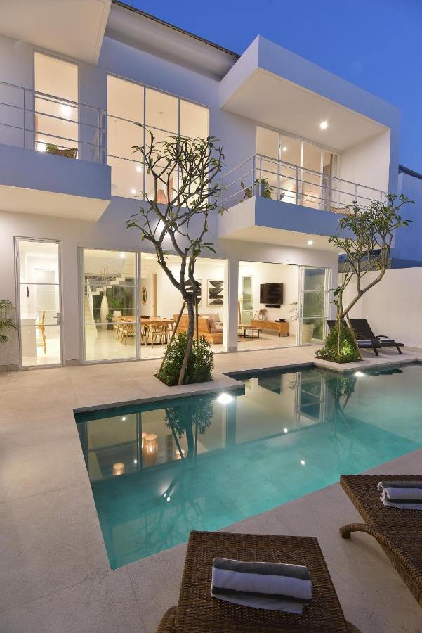 Villa Cruz Close To Finns Beach Club Canggu  Exterior photo